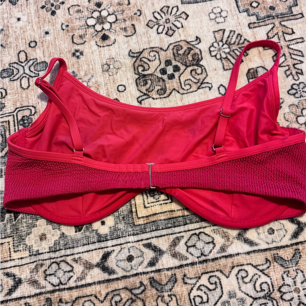 Abercrombie & Fitch Curve Love Ribbed Underwire Bikini Top - Picture 2 of 4